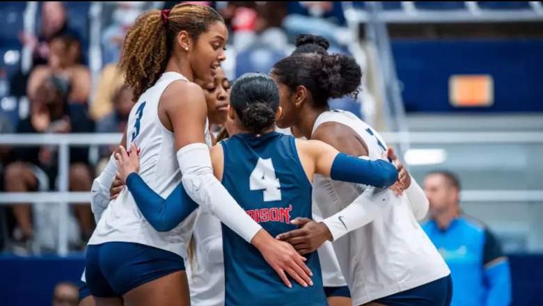 Howard University’s volleyball team has been on fire at 21-5 overall and undefeated in the Mid-Eastern Athletic Conference. (Courtesy photo)