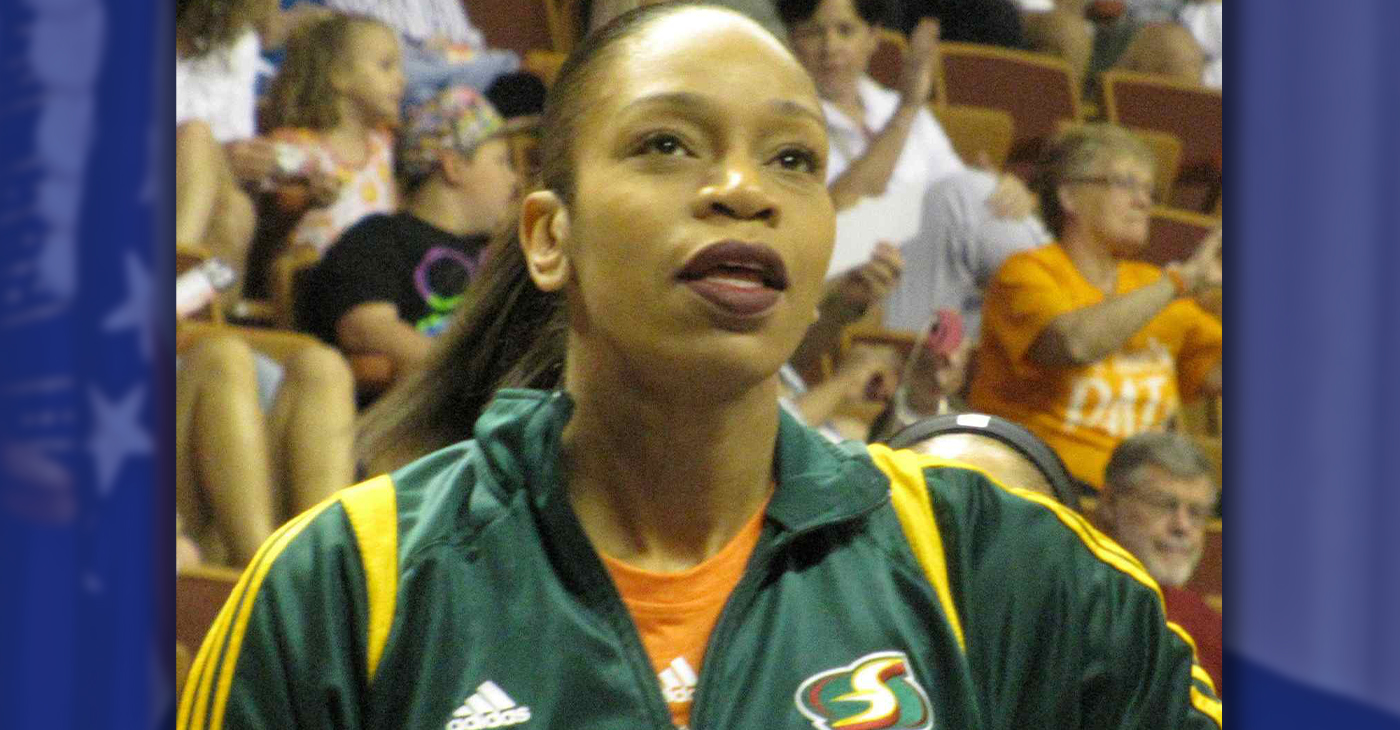 Tina Thompson at 2013 WNBA All-Star game at Mohegan Sun. 27 July 2013. Photo: Danny Karwaski/Wikimedia Commons.