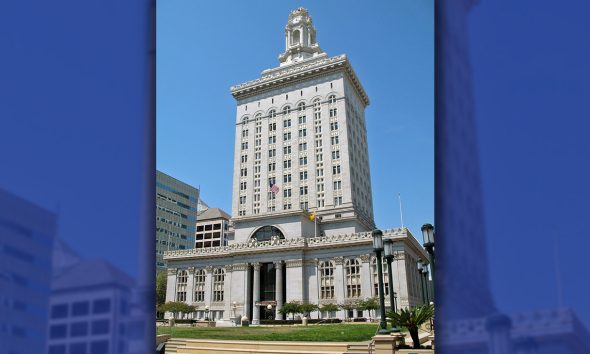 Oakland City Hall. File photo.